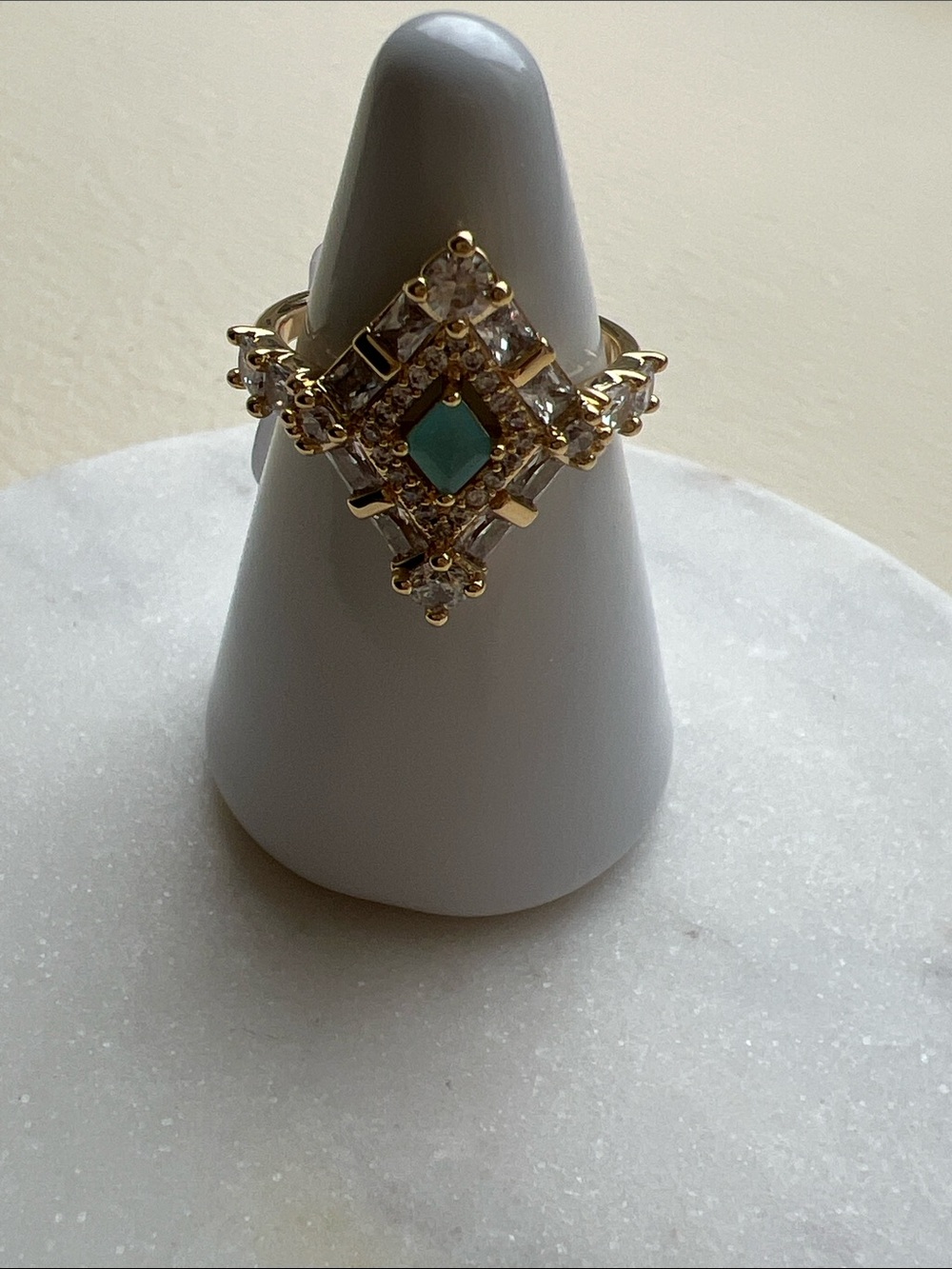 Bp diamond deco Gold-Plated Statement Ring with amazonite Center